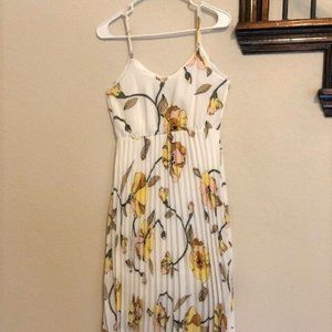 "A new day" Flower pleated dress